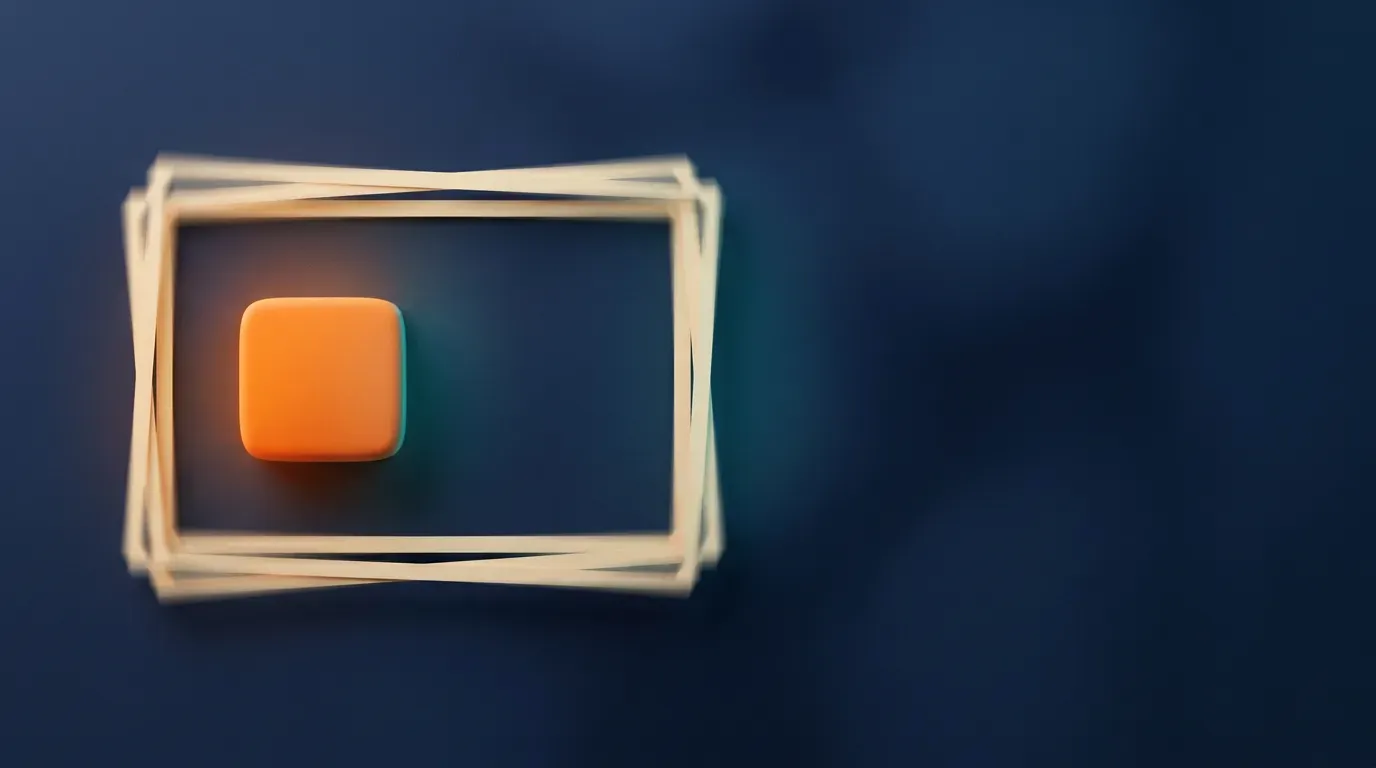 Un cuadrado naranja rodeado de un marco vacío de tiras de papel crema sobre azul noche